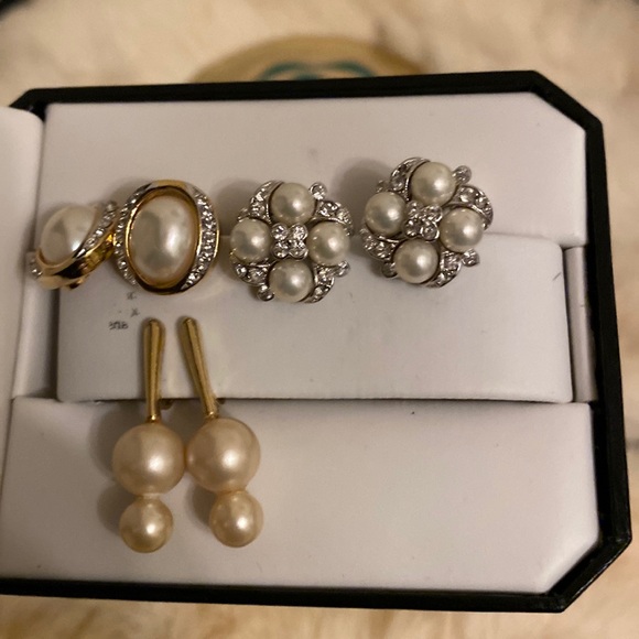 Vintage Vendome trifari & Evco clip on earrings - Picture 3 of 15